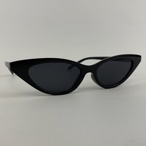Black Cat Eye Frame Sunglasses 90s Retro Y2K